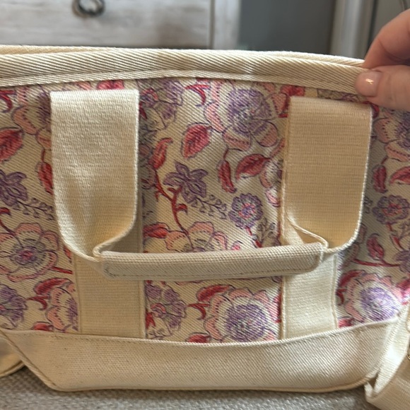 Vineyard Vines Cream and Pink Tote Bag - Picture 6 of 11